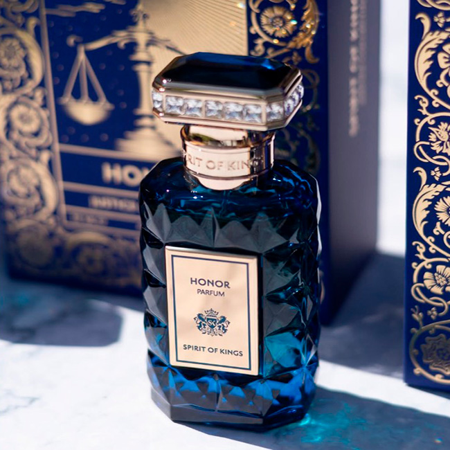 Аромат Honor понравится любителям восточных композиций.